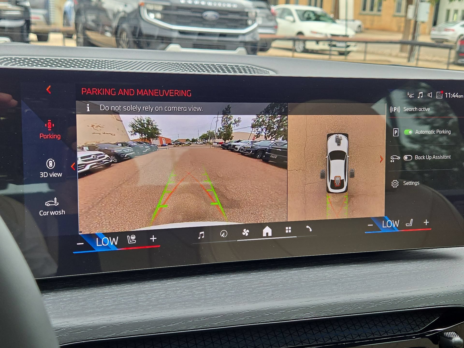 New 2026 BMW i4 eDrive40 w/ M Sport Package RWD image 18