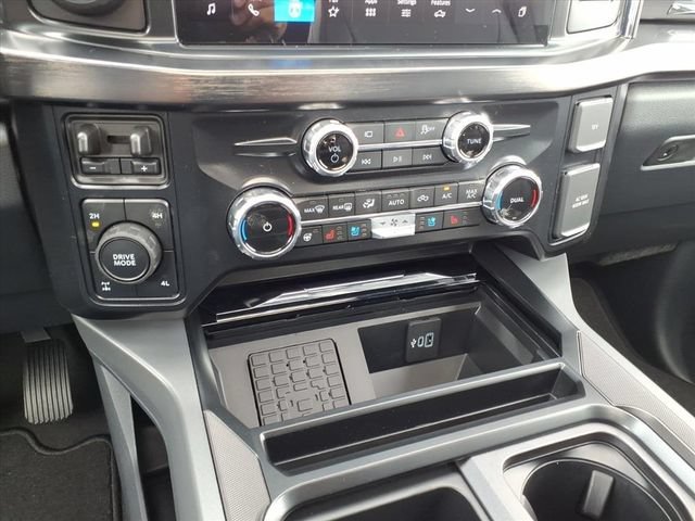 New 2026 Ford F250 Lariat w/ Black Appearance Package AWD/4WD image 18