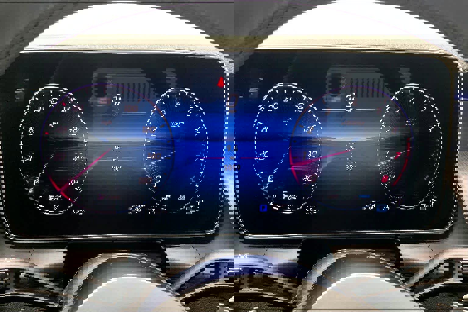 Used 2025 Mercedes-Benz GLC 300 image 22