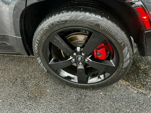 Used 2023 Land Rover Defender 130 X-Dynamic SE image 32