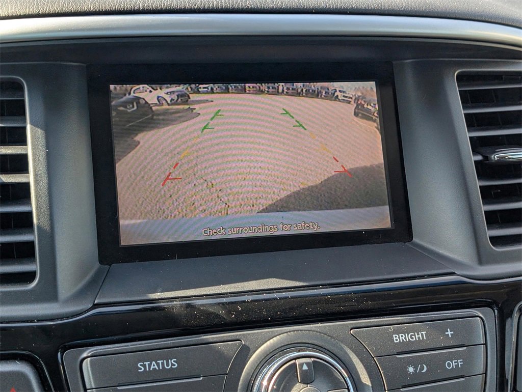 Used 2015 Nissan Pathfinder SV image 24