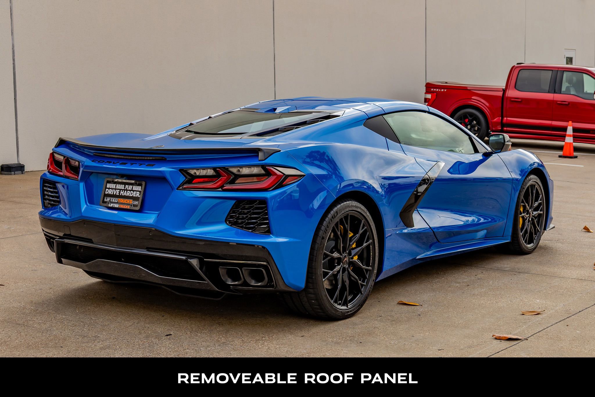 Used 2025 Chevrolet Corvette Stingray Preferred Cpe w/ Stealth Interior Trim Package RWD image 9