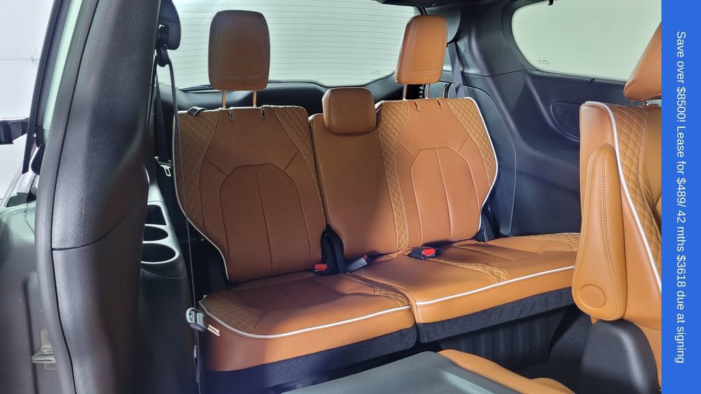 New 2026 Chrysler Pacifica Pinnacle AWD/4WD image 39