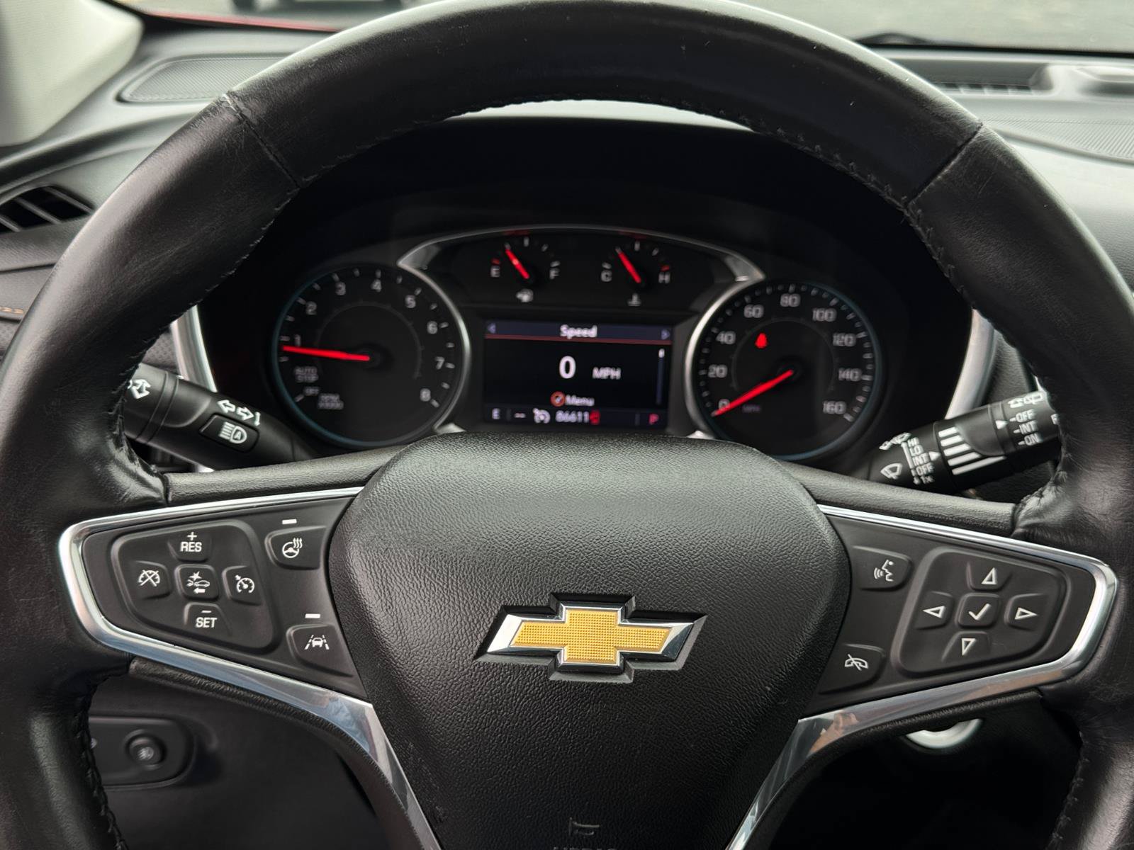 Used 2020 Chevrolet Equinox Premier FWD image 21