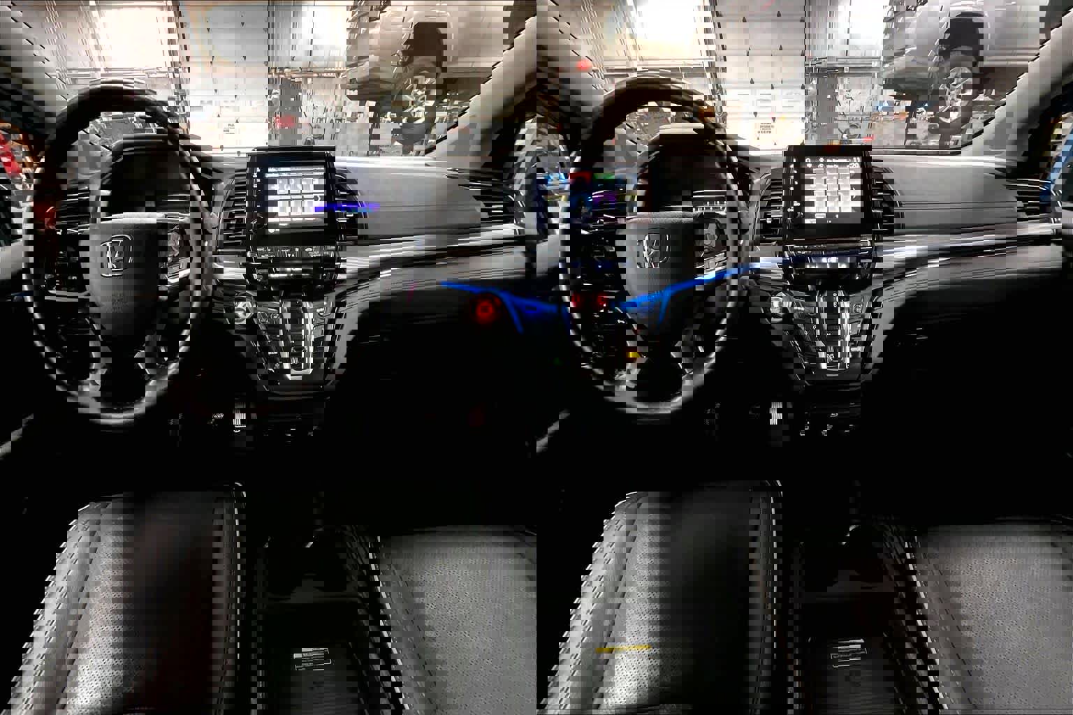 Used 2023 Honda Odyssey Elite image 14