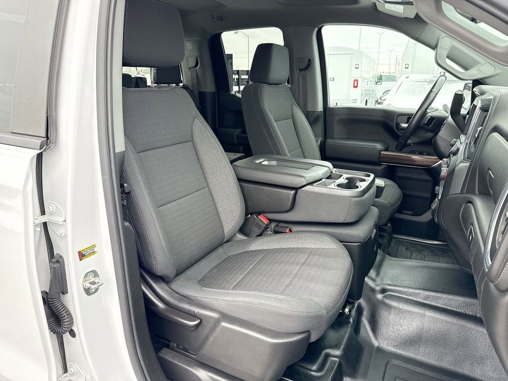 Used 2020 Chevrolet Silverado 1500 LT w/ Convenience Package image 25