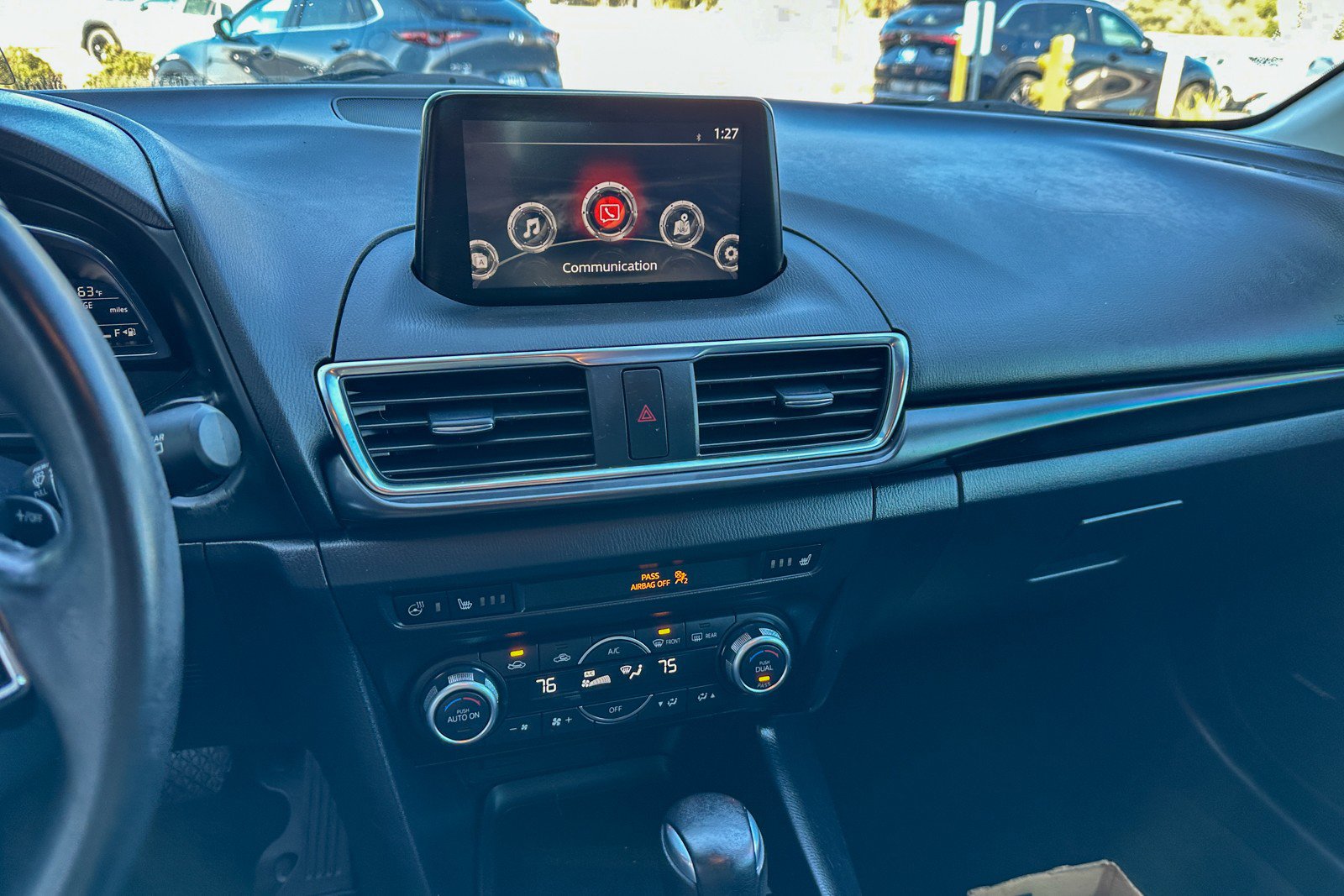 Used 2018 MAZDA MAZDA3 Grand Touring w/ Premium Equipment Package image 17