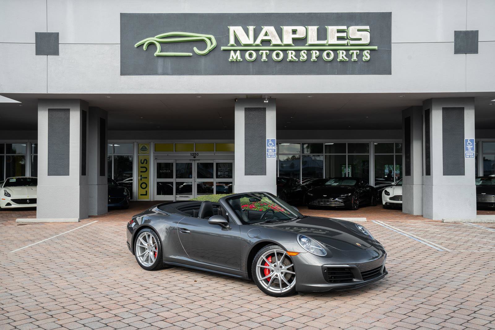 Used 2018 Porsche 911 Carrera 4S AWD/4WD image 41