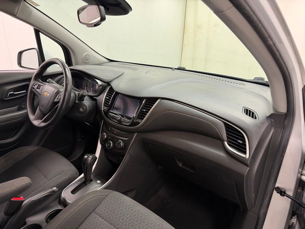Used 2020 Chevrolet Trax LS w/ Tint and Cruise Package FWD image 12