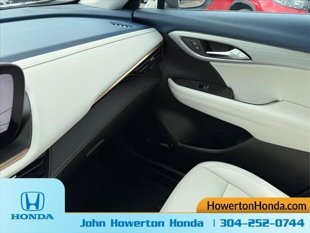 Used 2024 Buick Envision Avenir image 14