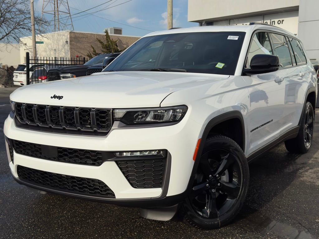 New 2026 Jeep Grand Cherokee L Limited w/ Limited Altitude Package image 3