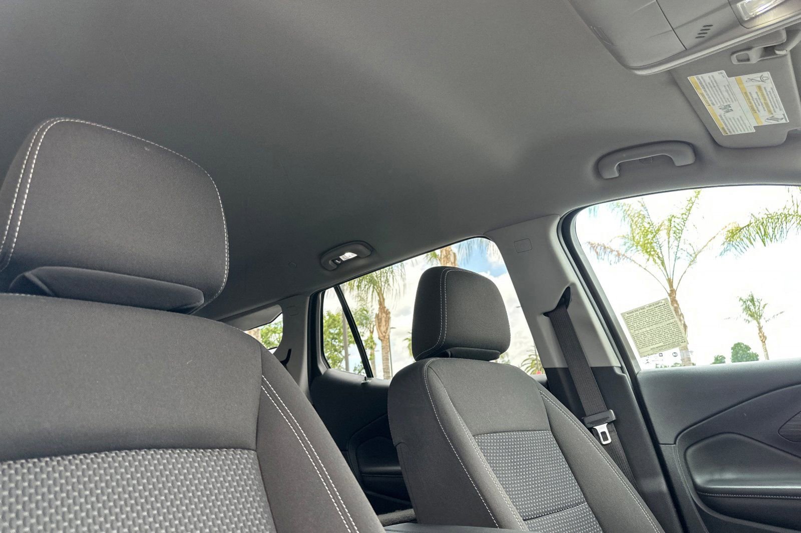 Used 2022 GMC Terrain SLE w/ Driver Convenience Package FWD image 18