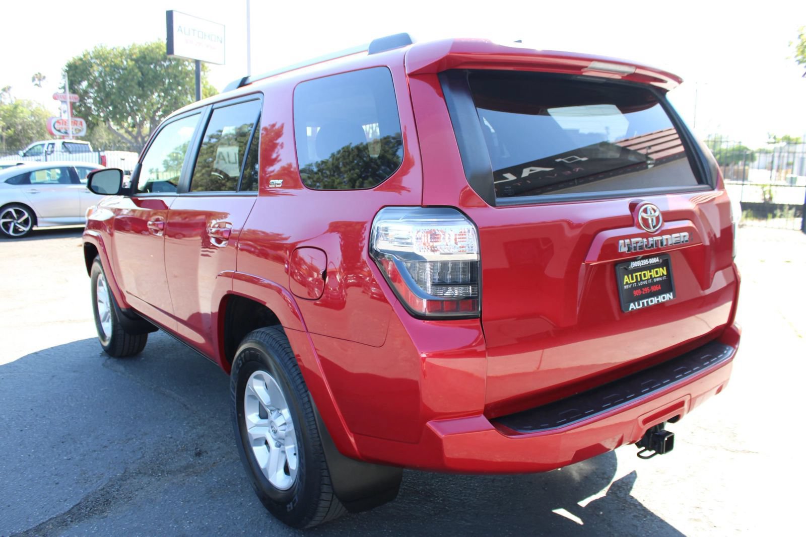 Used 2024 Toyota 4Runner SR5 RWD image 38
