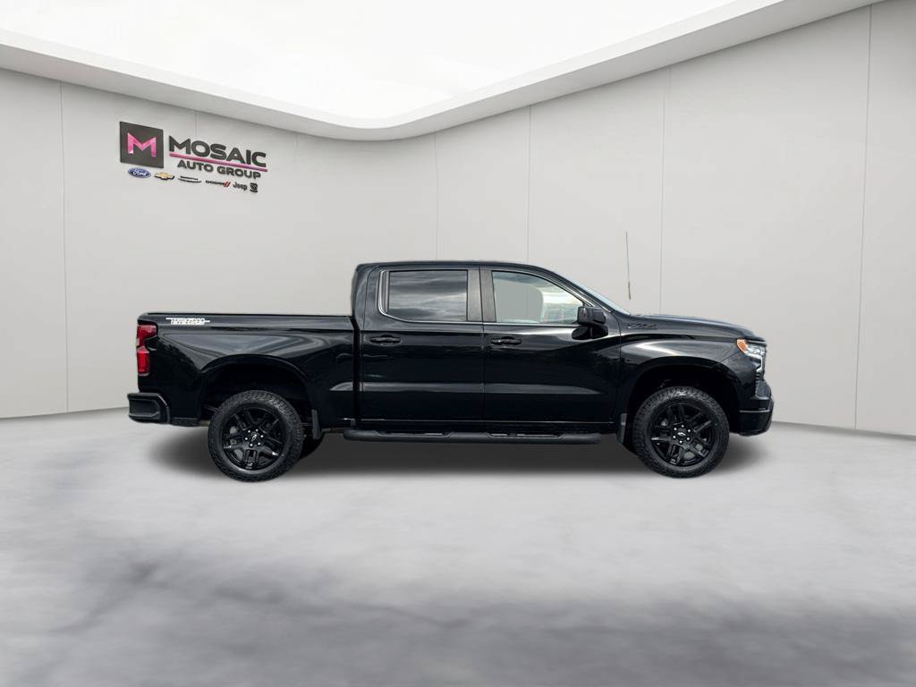 Used 2023 Chevrolet Silverado 1500 LT Trail Boss w/ Protection Package AWD/4WD image 8