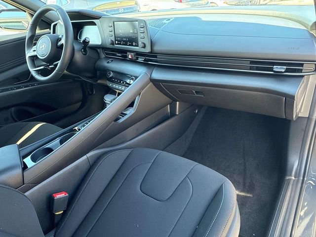 New 2026 Hyundai Elantra SEL Sport w/ Cargo Package image 17