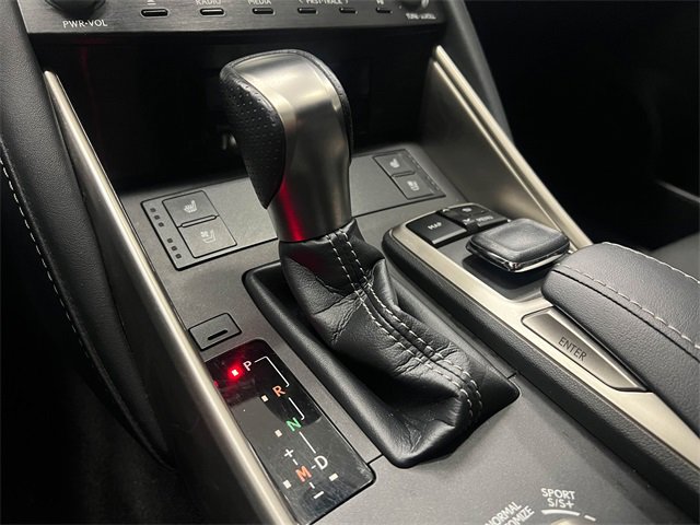 Used 2018 Lexus IS 350 image 22