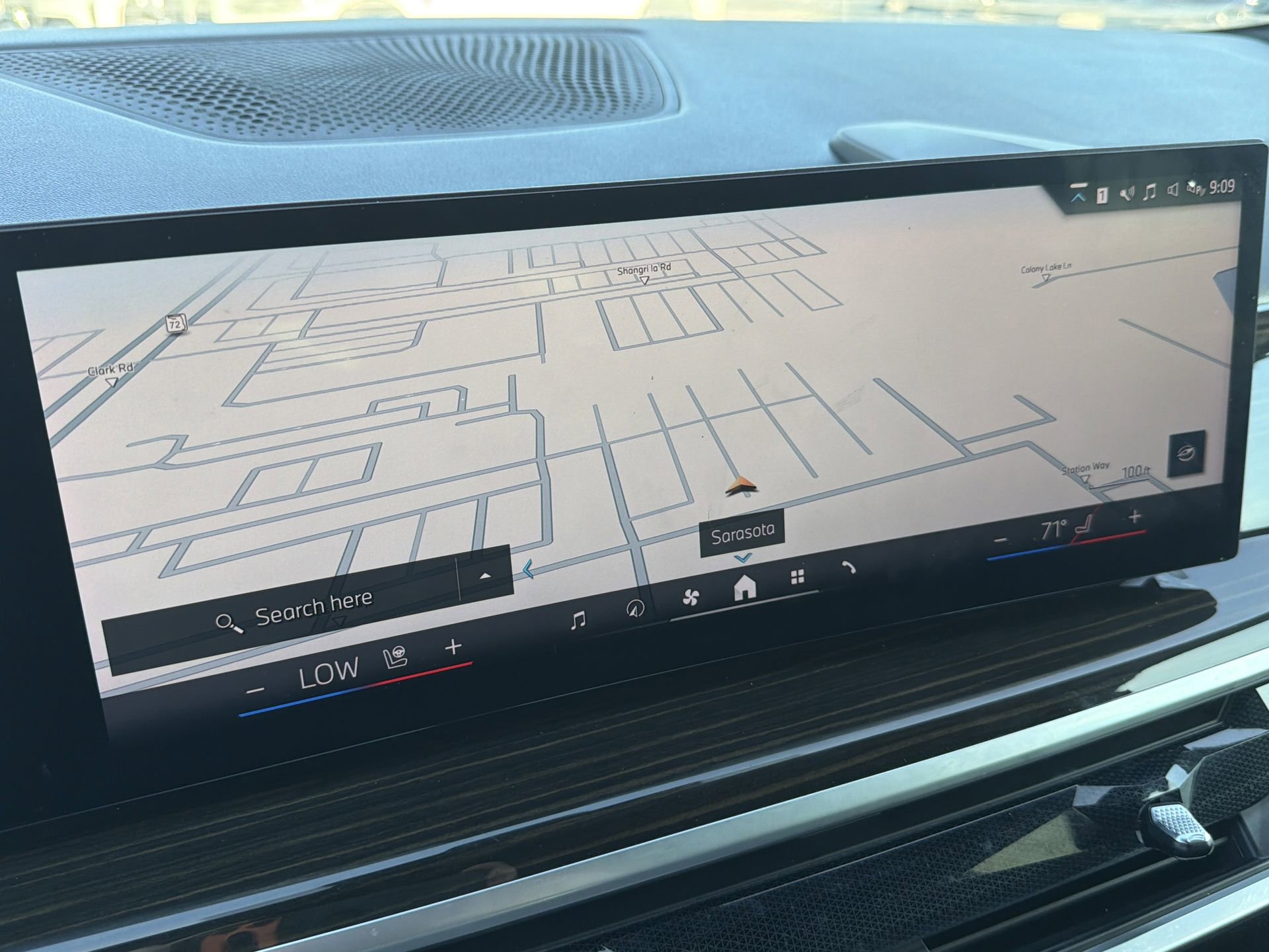 Certified 2024 BMW X6 xDrive40i image 26