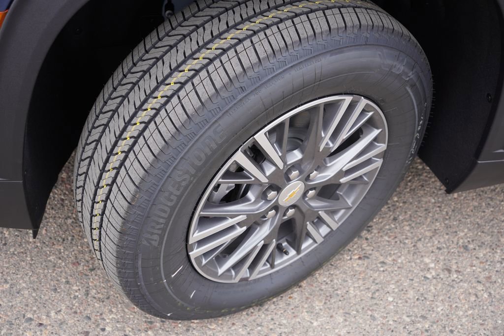 New 2026 Chevrolet Traverse LT image 9