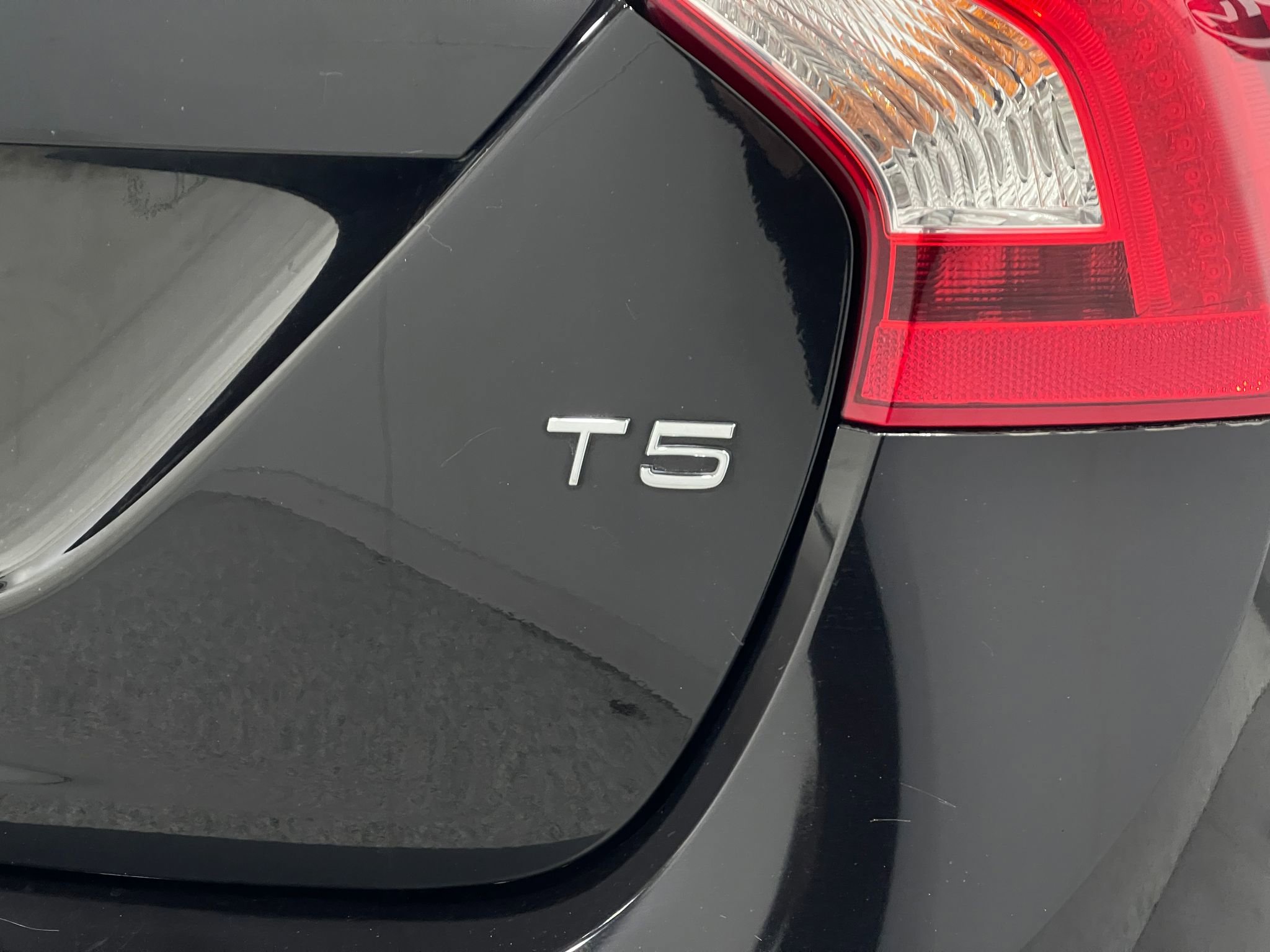 Used 2016 Volvo V60 T5 Premier image 39