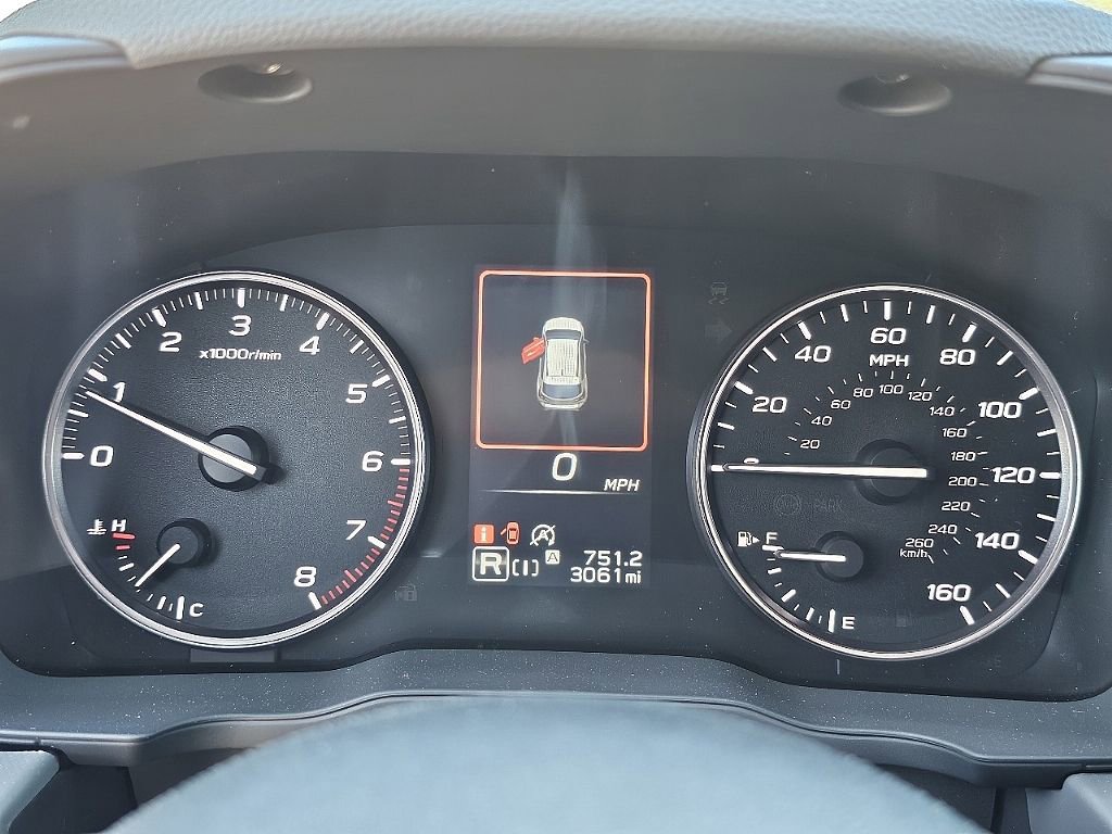 Certified 2025 Subaru Crosstrek 2.5i Limited w/ Crosstrek Mirror Package image 36