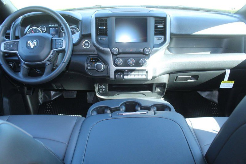 New 2024 RAM 2500 Tradesman w/ Chrome Appearance Group AWD/4WD image 5