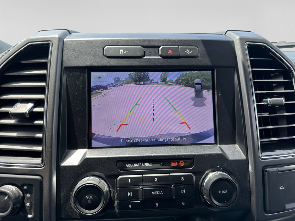 Used 2022 Ford F250 XLT w/ XLT Premium Package AWD/4WD image 25