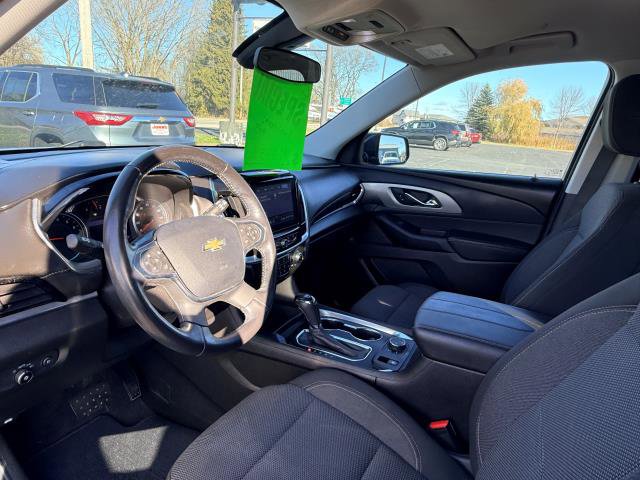 Used 2020 Chevrolet Traverse LT w/ Driver Confidence II Package image 9