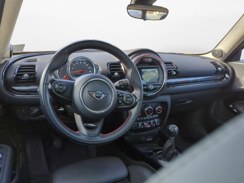 Used 2019 MINI Cooper Clubman S image 15