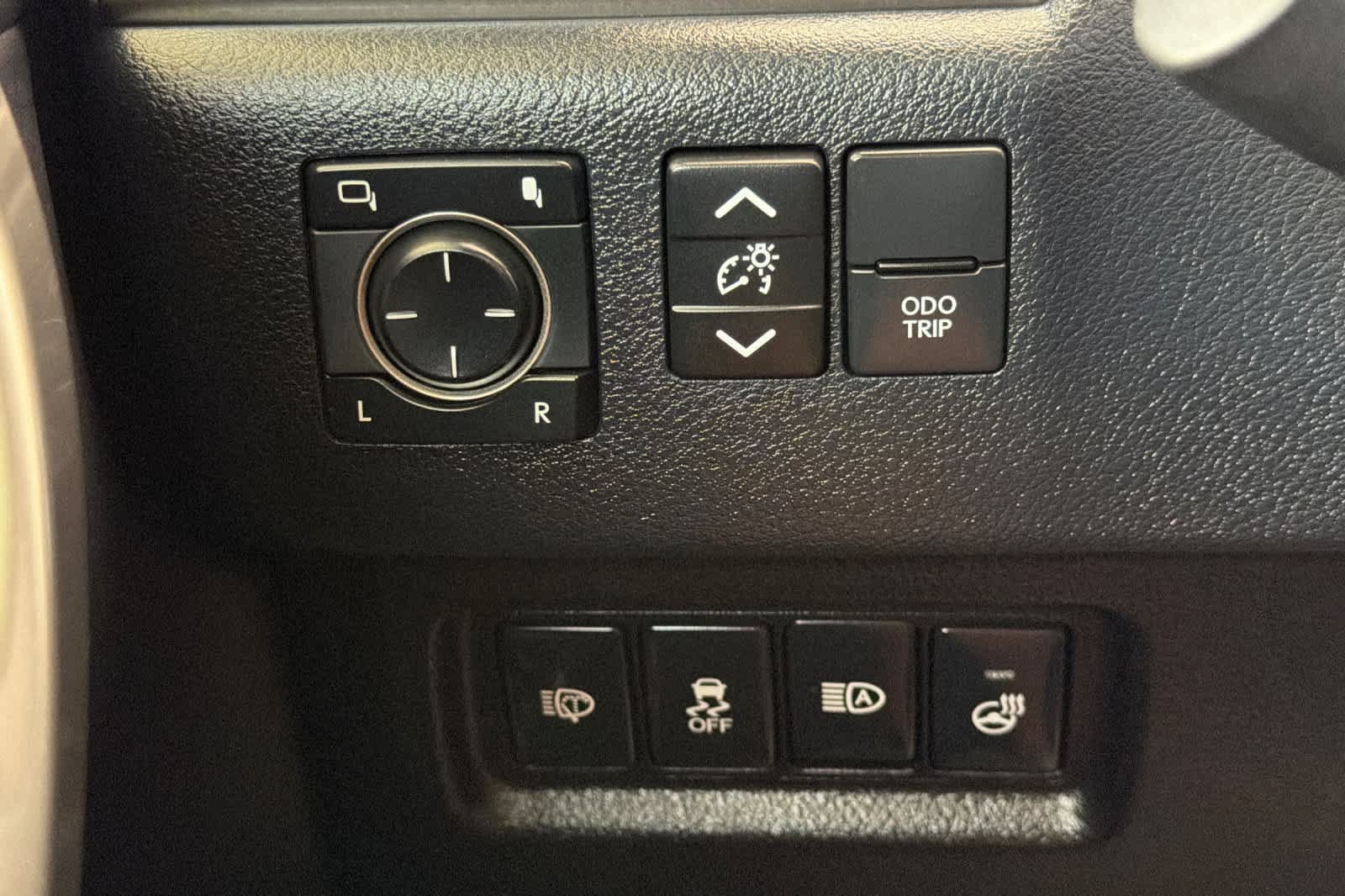 Certified 2022 Lexus GX 460 Premium w/ Premium Plus Package AWD/4WD image 31