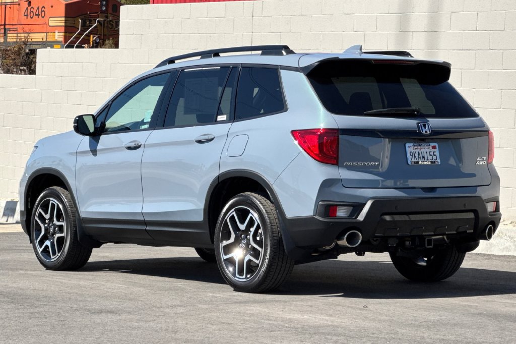 Certified 2023 Honda Passport Elite image 8