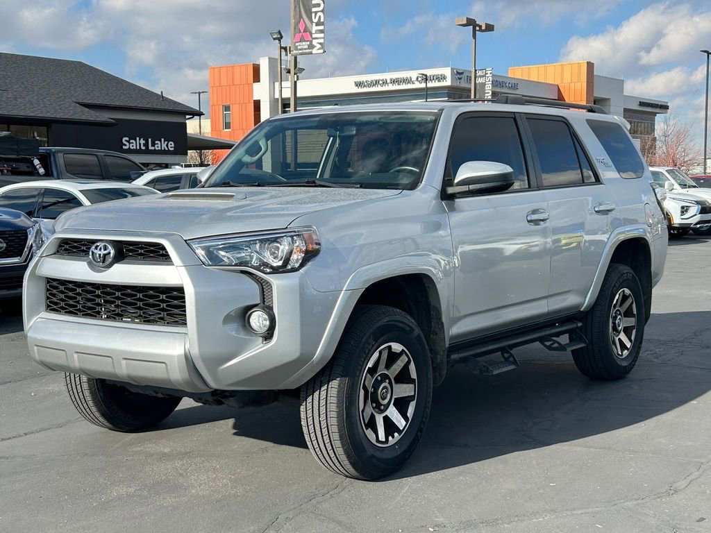 Used 2019 Toyota 4Runner TRD Off-Road image 8