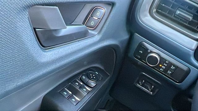 New 2025 Ford Maverick XLT w/ XLT Luxury Package image 31