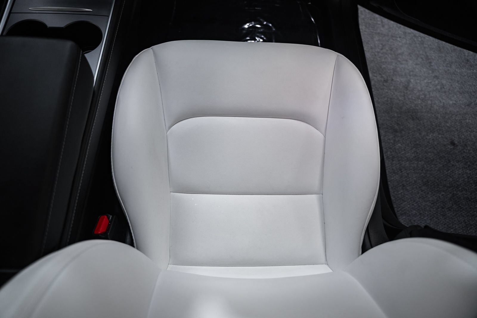 Used 2024 Tesla Model Y Performance AWD/4WD image 32