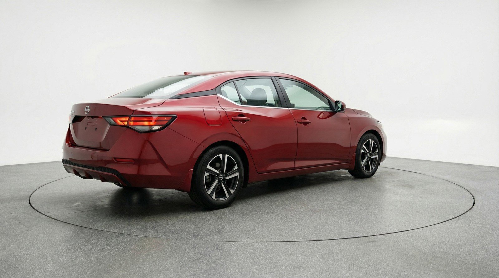 Used 2025 Nissan Sentra SV FWD image 9