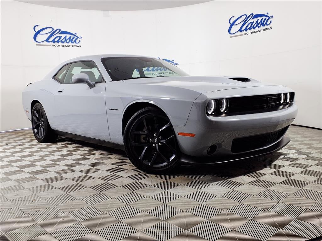 Used 2022 Dodge Challenger R/T w/ Blacktop Package