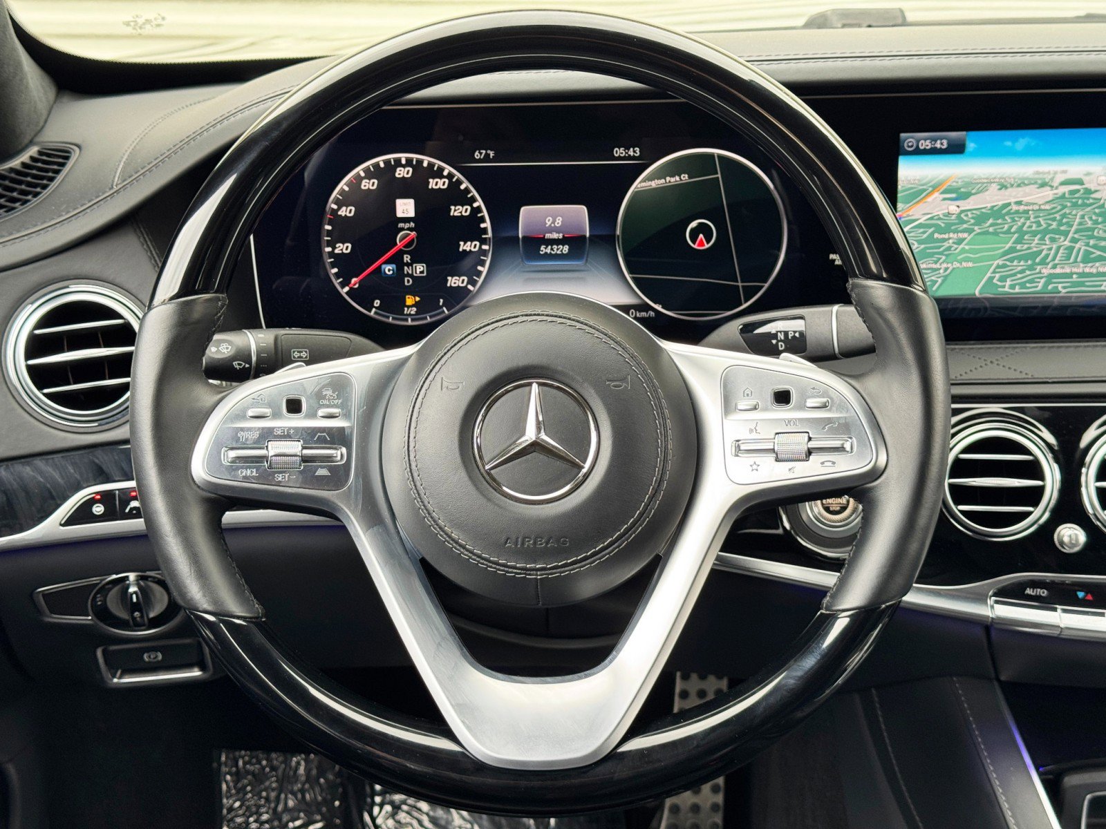 Used 2018 Mercedes-Benz S 560 Sedan w/ AMG Line Exterior image 21