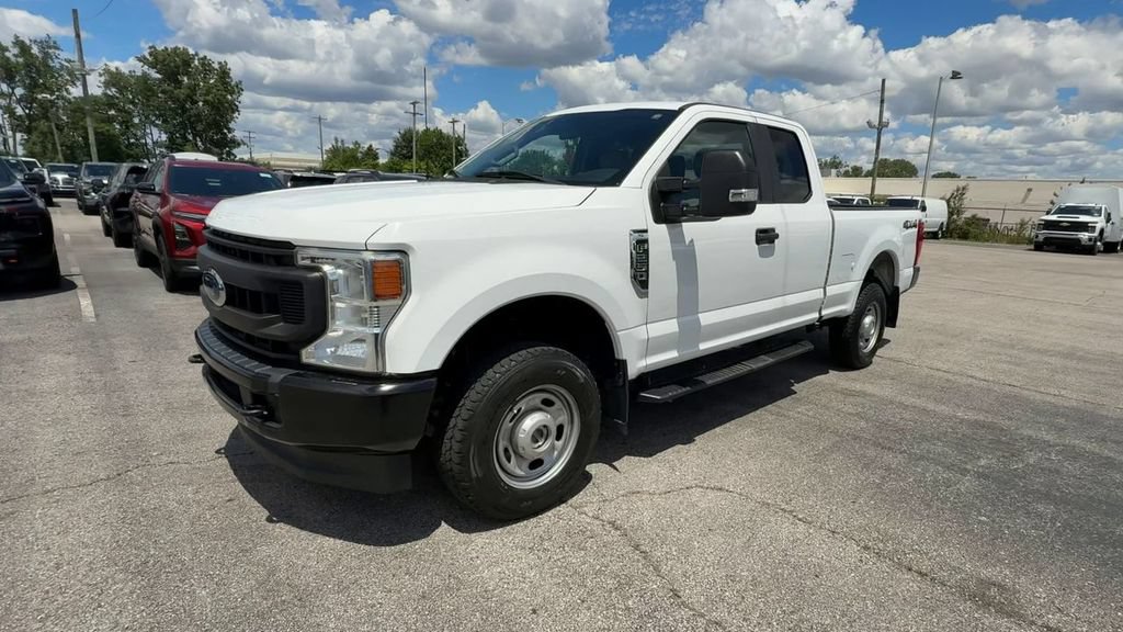 Used 2022 Ford F250 XL w/ Power Equipment Group AWD/4WD image 4