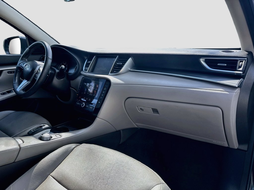 Used 2024 INFINITI QX50 Luxe AWD/4WD image 10