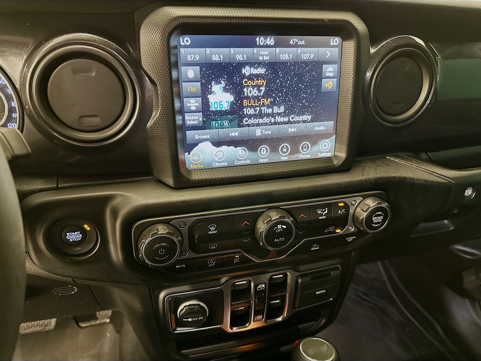 Used 2023 Jeep Wrangler Unlimited Sport image 26