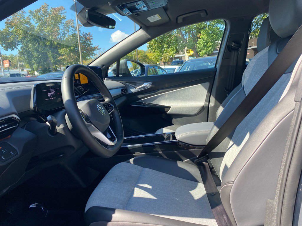 Certified 2024 Volkswagen ID.4 2WD image 9