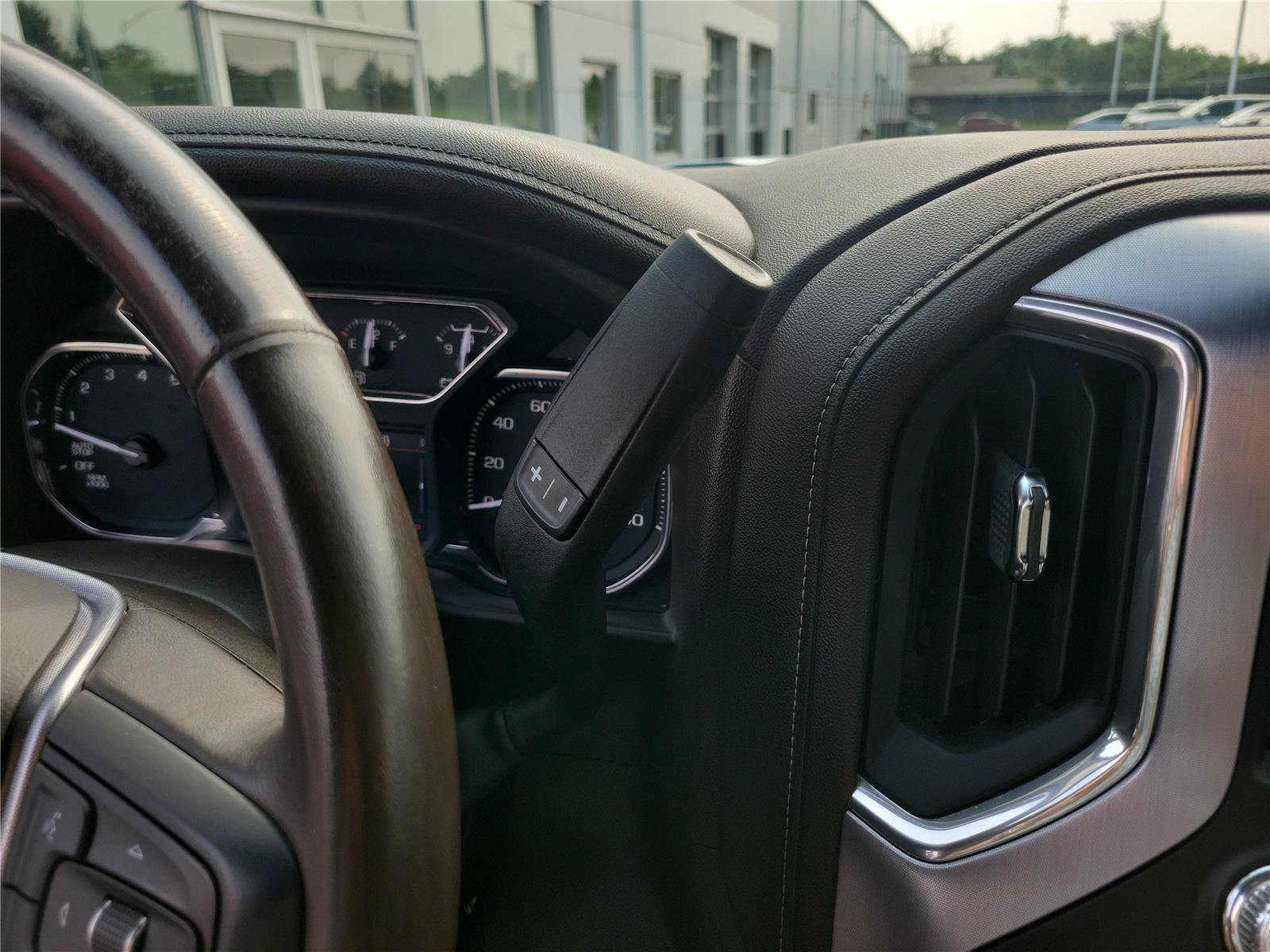 Used 2020 GMC Sierra 1500 SLT w/ SLT Premium Package AWD/4WD image 27