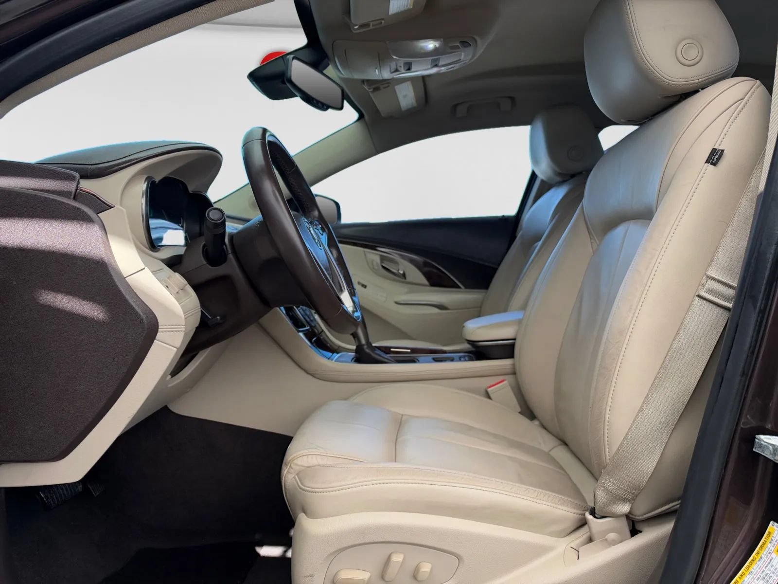 Used 2015 Buick LaCrosse Leather w/ Experience Buick Package FWD image 13