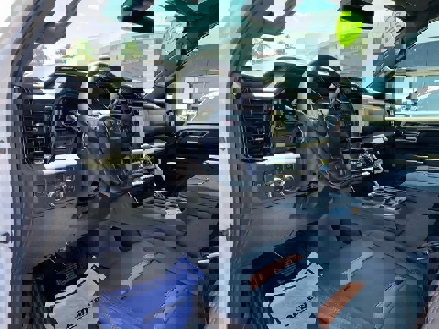 New 2025 GMC Sierra 2500 AT4 w/ AT4 Preferred Package image 14