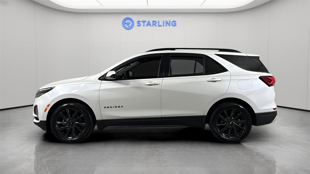 Used 2022 Chevrolet Equinox RS image 3