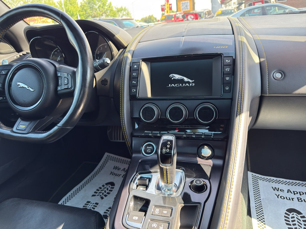 Used 2018 Jaguar F-TYPE 400 Sport RWD image 19