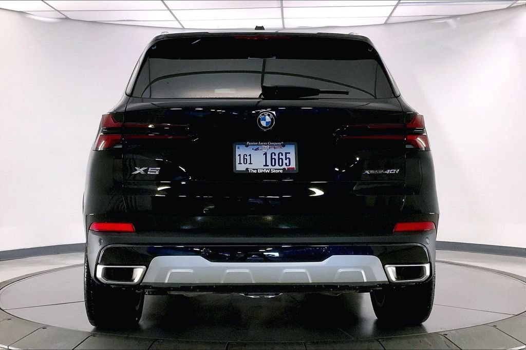 Used 2026 BMW X5 xDrive40i w/ Premium Package AWD/4WD image 3