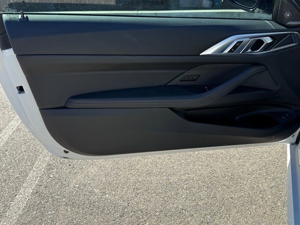 Certified 2025 BMW M440i Coupe w/ Parking Assistance Package image 18