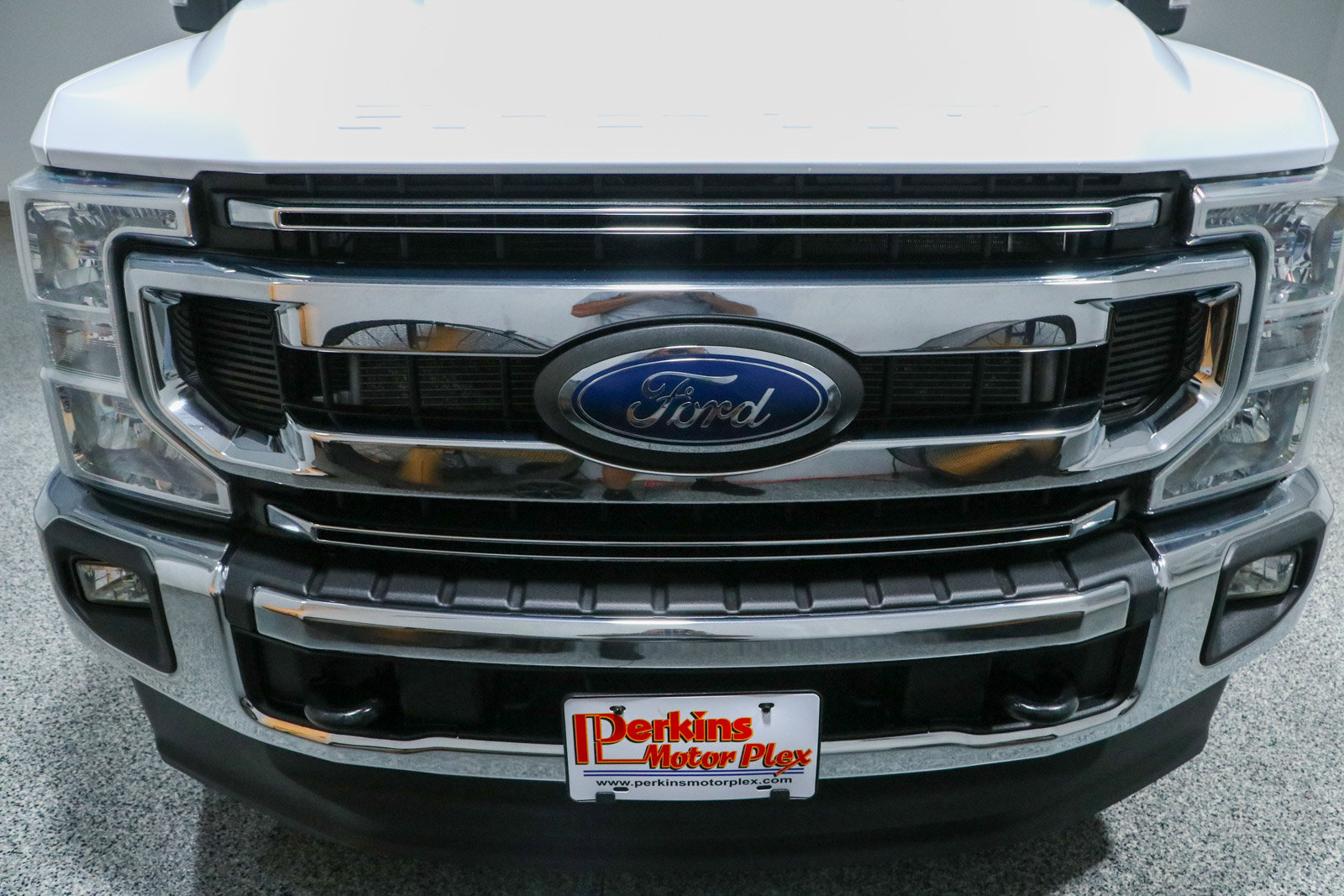 Used 2022 Ford F250 XLT w/ XLT Value Package AWD/4WD image 4