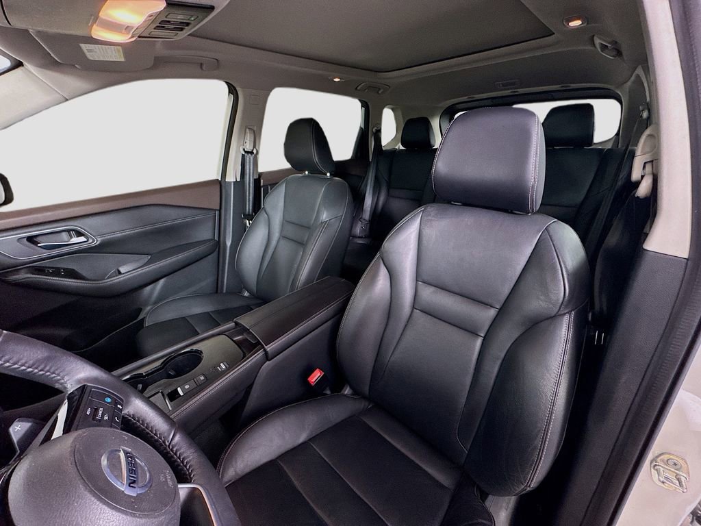 Used 2021 Nissan Rogue SL w/ Premium Package image 22