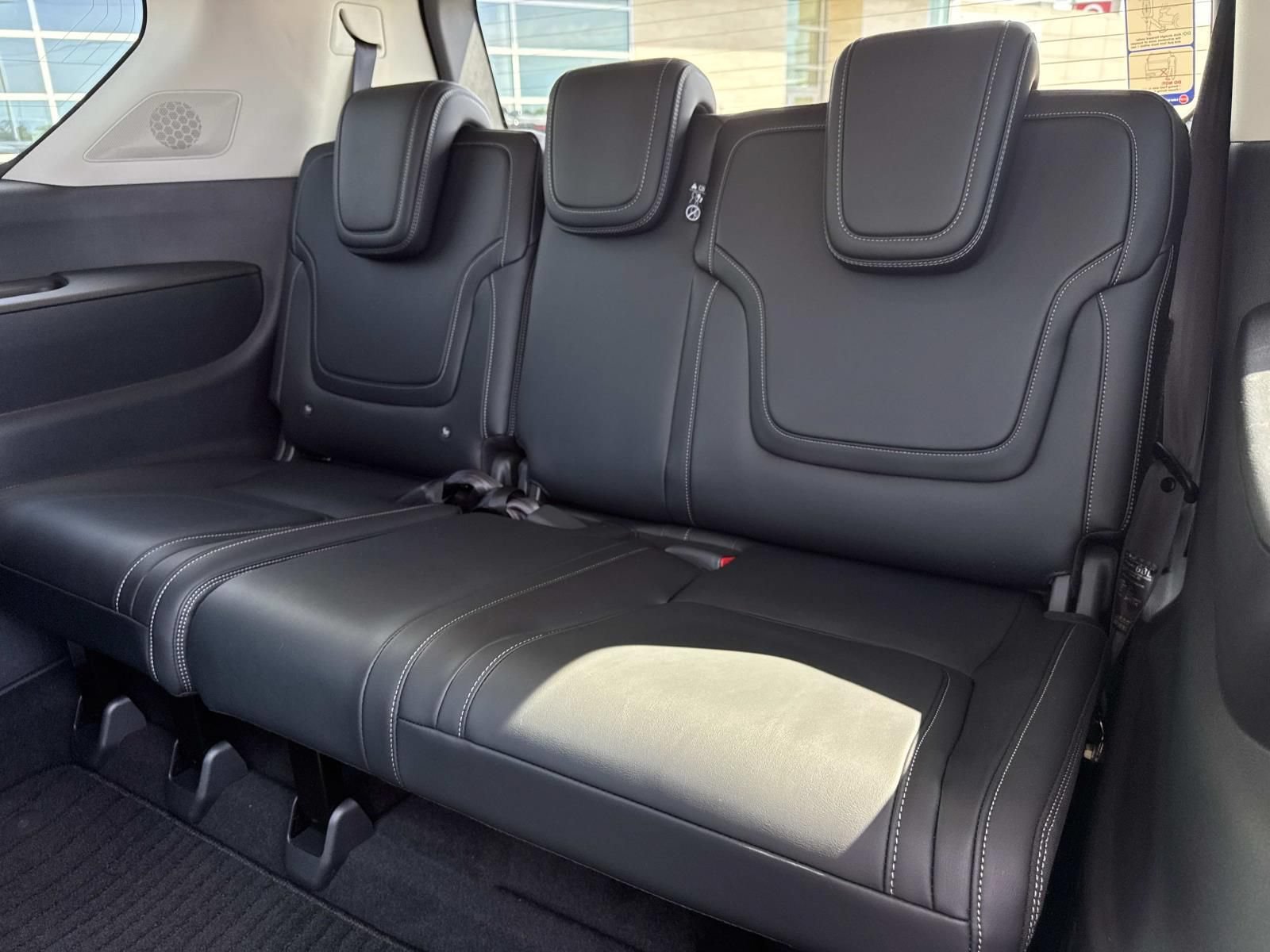 New 2026 INFINITI QX80 Pure w/ Cargo Package RWD image 9